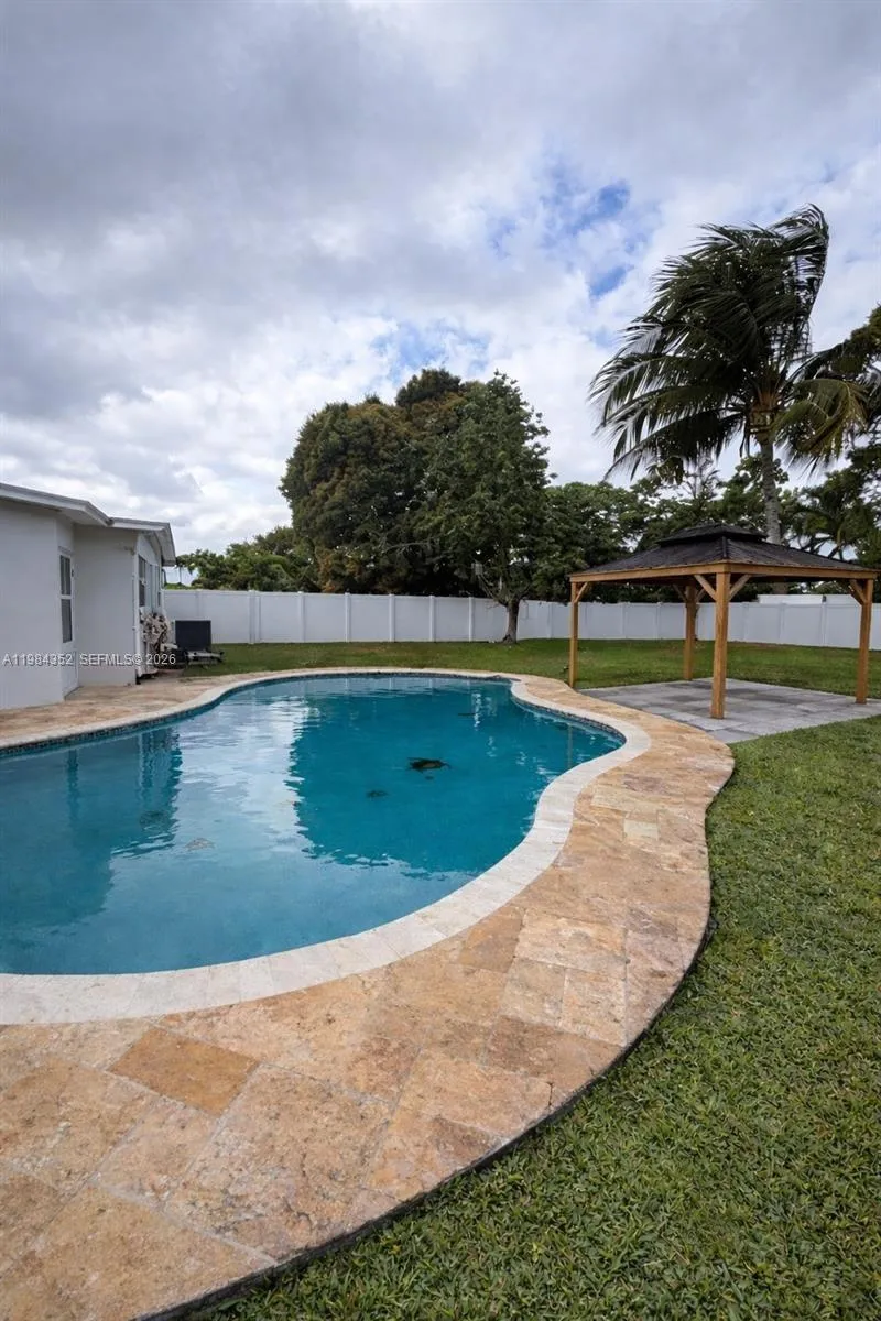 6527 Nw 2nd St, Margate, Florida 33063, Margate, Florida 33063, 4 Bedrooms Bedrooms, ,2 BathroomsBathrooms,Residential Lease,For Rent,6527 Nw 2nd St, Margate, Florida 33063,A11984352