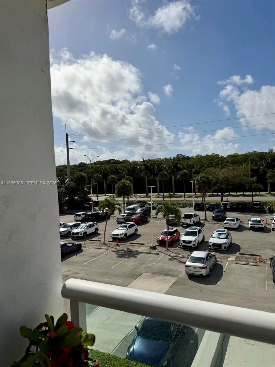 2841 Ne 163rd St 306, North Miami Beach, Florida 3, North Miami Beach, Florida 33160, 1 Bedroom Bedrooms, ,1 BathroomBathrooms,Residential Lease,For Rent,2841 Ne 163rd St 306, North Miami Beach, Florida 3,A11985035