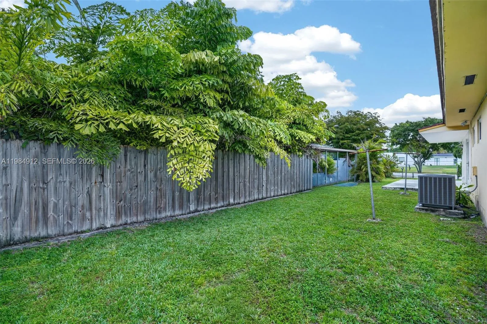 3900 Sw 67th Ave, Miami, Florida 33155, Miami, Florida 33155, 3 Bedrooms Bedrooms, ,2 BathroomsBathrooms,Residential,For Sale,3900 Sw 67th Ave, Miami, Florida 33155,A11984912