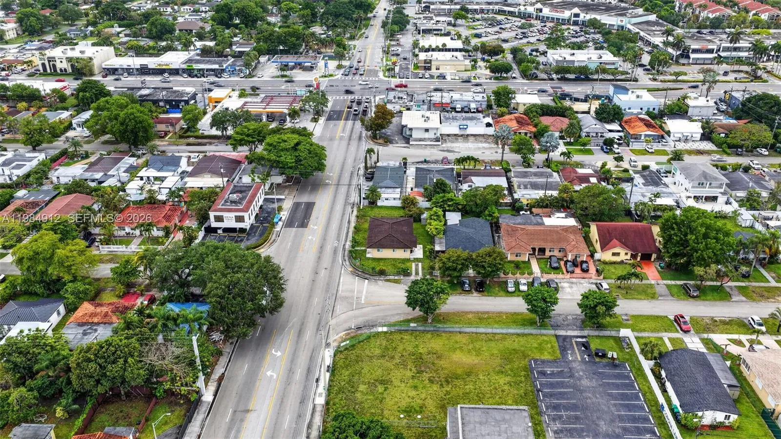 3900 Sw 67th Ave, Miami, Florida 33155, Miami, Florida 33155, 3 Bedrooms Bedrooms, ,2 BathroomsBathrooms,Residential,For Sale,3900 Sw 67th Ave, Miami, Florida 33155,A11984912