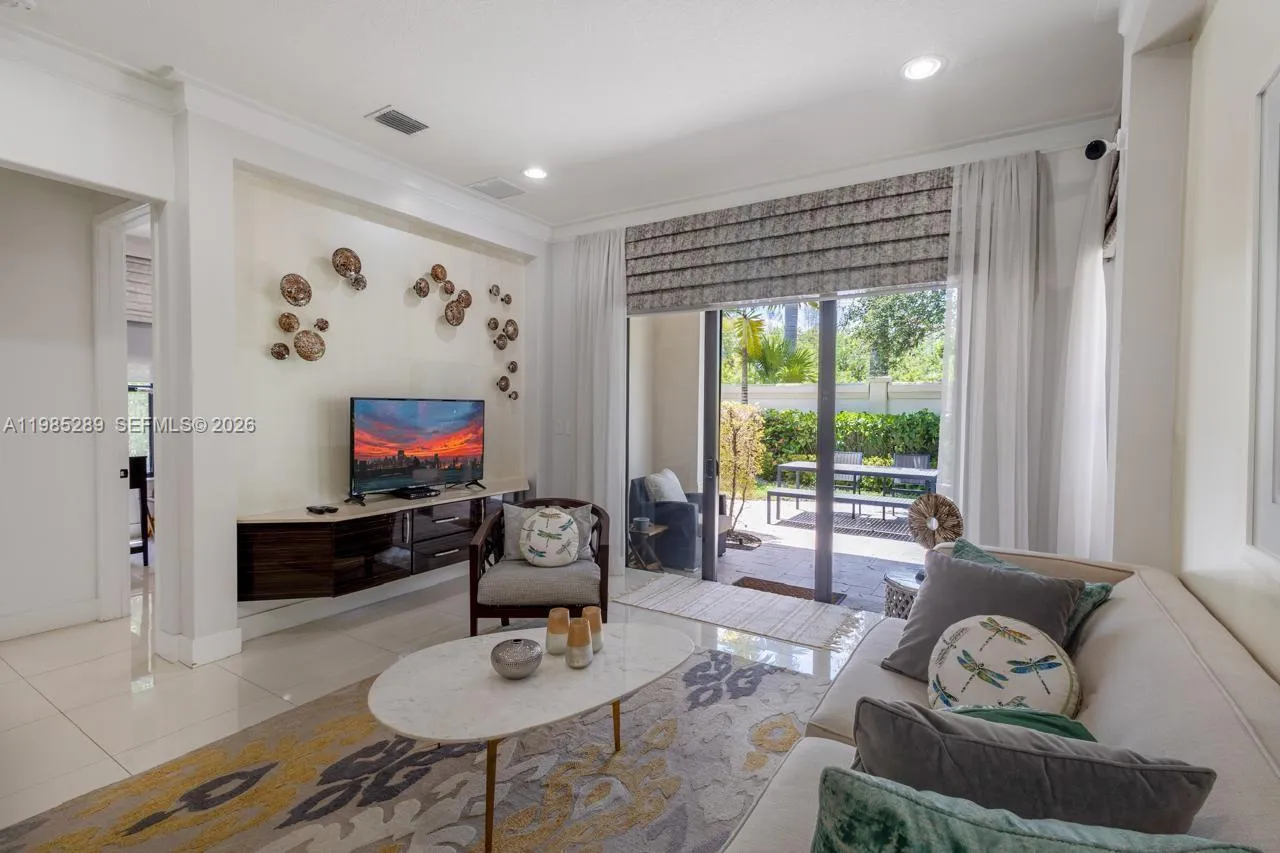 9602 W 35th Ln 0, Hialeah, Florida 33018, Hialeah, Florida 33018, 4 Bedrooms Bedrooms, ,3 BathroomsBathrooms,Residential Lease,For Rent,9602 W 35th Ln 0, Hialeah, Florida 33018,A11985289