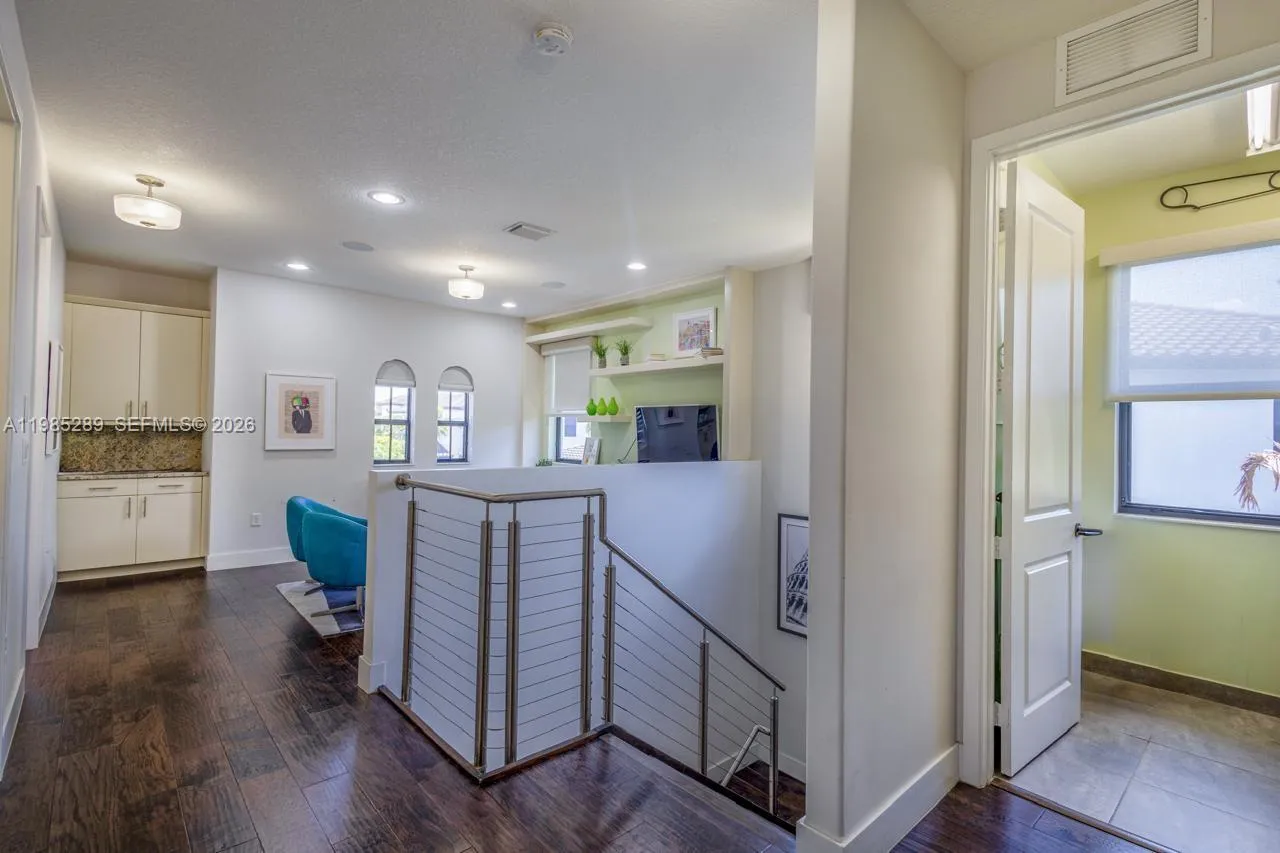 9602 W 35th Ln 0, Hialeah, Florida 33018, Hialeah, Florida 33018, 4 Bedrooms Bedrooms, ,3 BathroomsBathrooms,Residential Lease,For Rent,9602 W 35th Ln 0, Hialeah, Florida 33018,A11985289