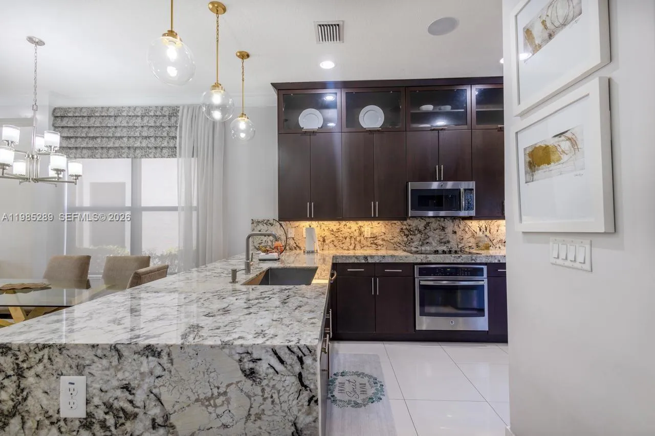 9602 W 35th Ln 0, Hialeah, Florida 33018, Hialeah, Florida 33018, 4 Bedrooms Bedrooms, ,3 BathroomsBathrooms,Residential Lease,For Rent,9602 W 35th Ln 0, Hialeah, Florida 33018,A11985289