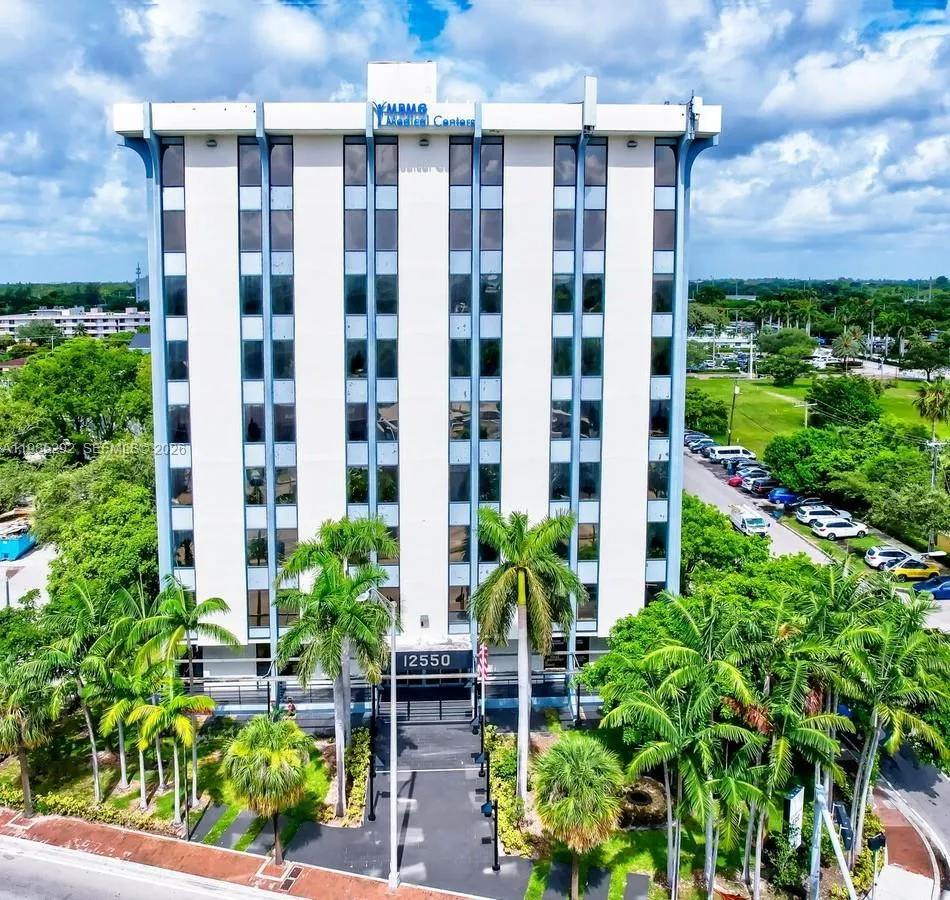 12550 Biscayne Blvd 213, North Miami, Florida 3318, North Miami, Florida 33181, ,Commercial Lease,For Rent,12550 Biscayne Blvd 213, North Miami, Florida 3318,A11985292