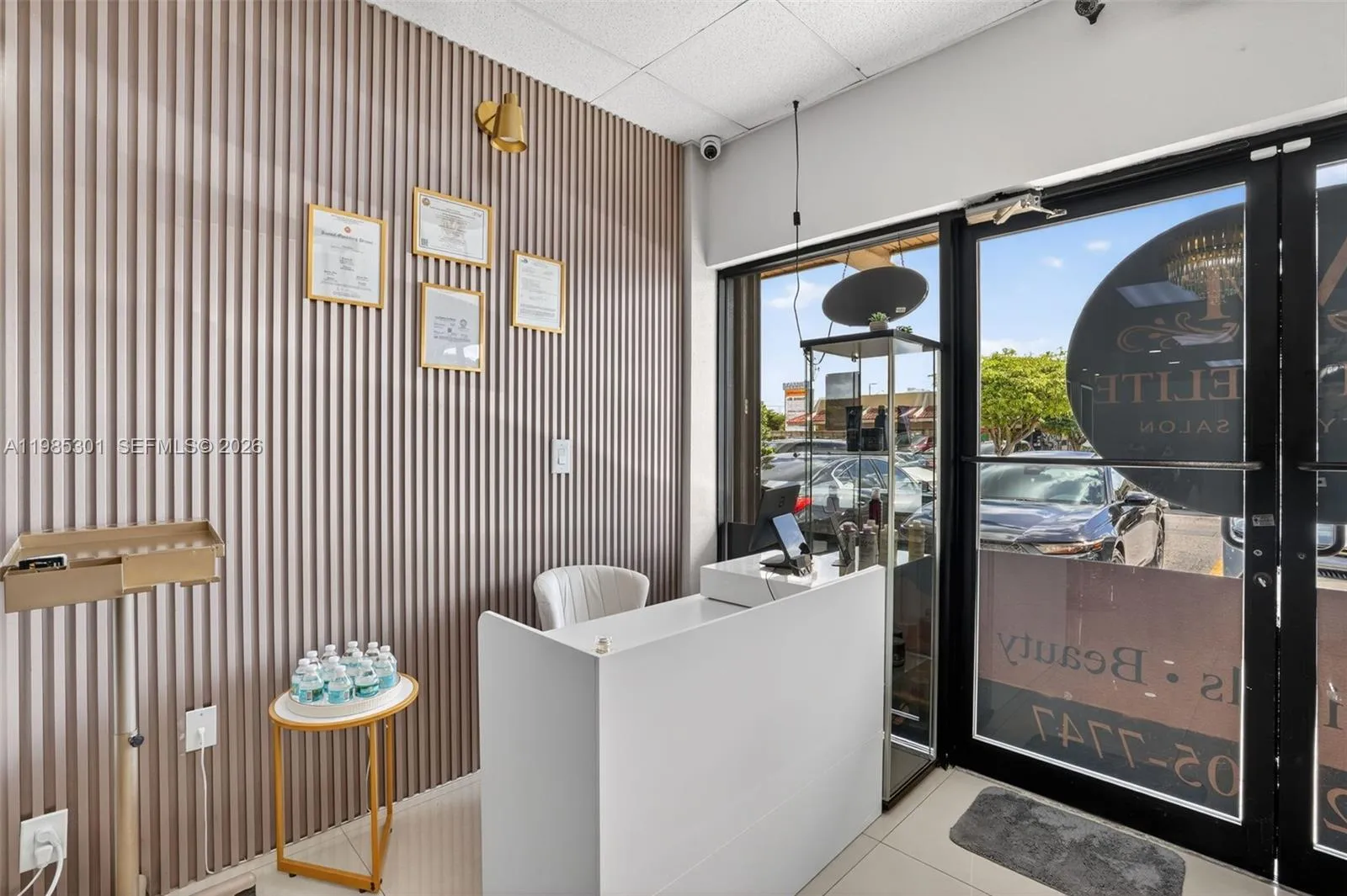 Full Service Beauty Salon On 8 Street, Miami, Flor, Miami, Florida 33184, ,Business Opportunity,For Sale,Full Service Beauty Salon On 8 Street, Miami, Flor,A11985301