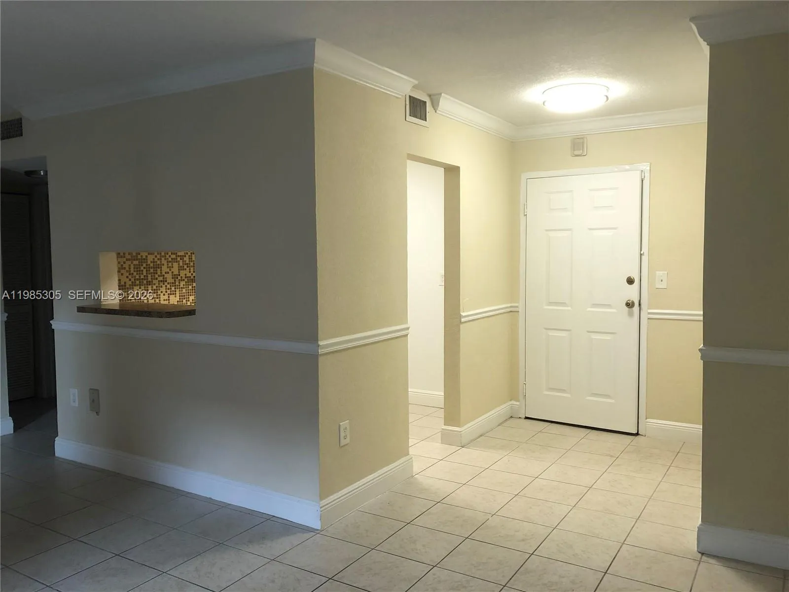 9467 Sw 76th St Q3, Miami, Florida 33173, Miami, Florida 33173, 1 Bedroom Bedrooms, ,1 BathroomBathrooms,Residential Lease,For Rent,9467 Sw 76th St Q3, Miami, Florida 33173,A11985305