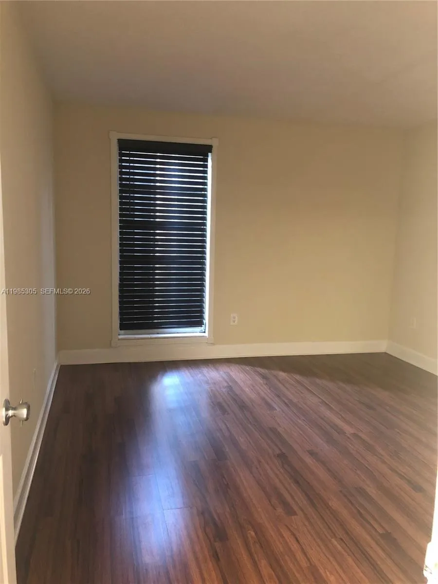 9467 Sw 76th St Q3, Miami, Florida 33173, Miami, Florida 33173, 1 Bedroom Bedrooms, ,1 BathroomBathrooms,Residential Lease,For Rent,9467 Sw 76th St Q3, Miami, Florida 33173,A11985305