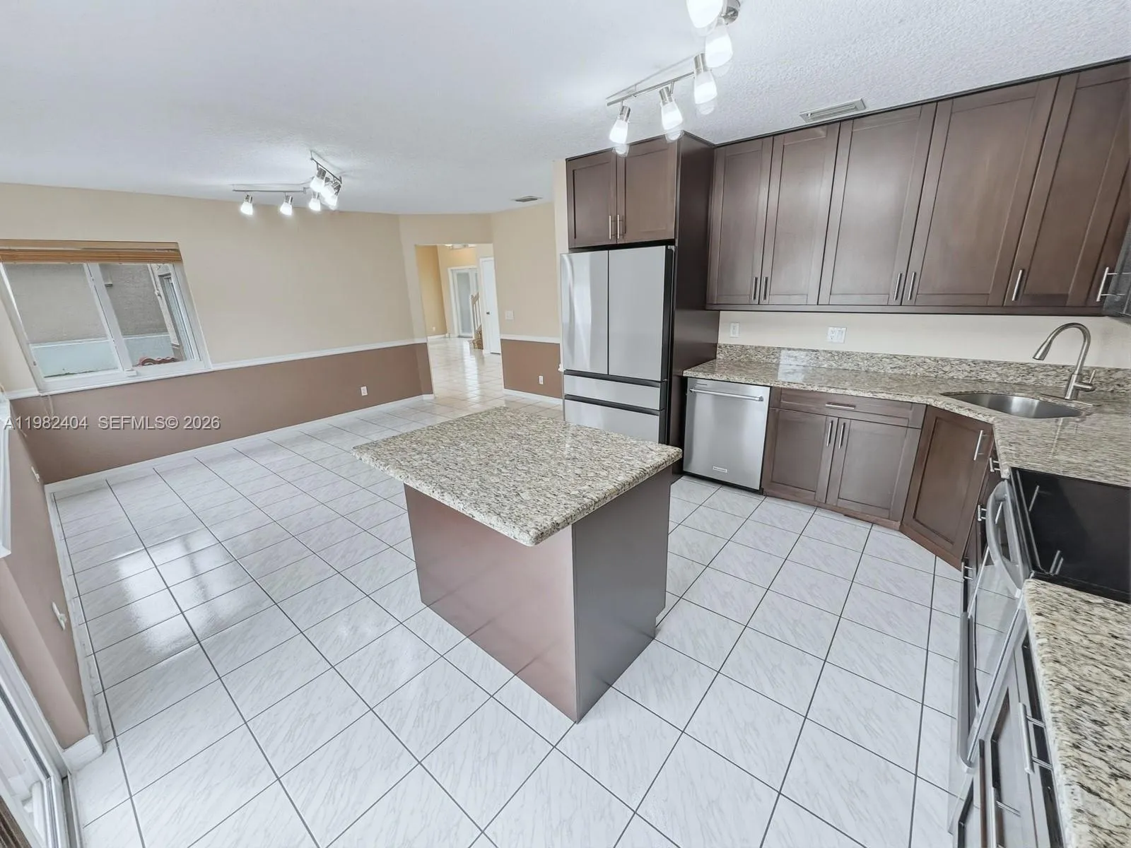 2640 N Rampart Way N, Cooper City, Florida 33026, Cooper City, Florida 33026, 3 Bedrooms Bedrooms, ,2 BathroomsBathrooms,Residential,For Sale,2640 N Rampart Way N, Cooper City, Florida 33026,A11982404