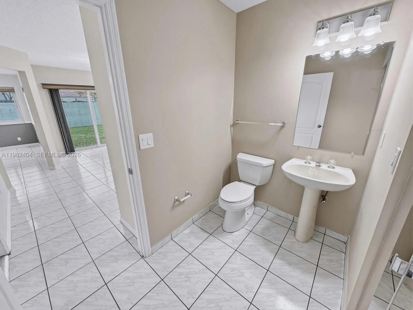 2640 N Rampart Way N, Cooper City, Florida 33026, Cooper City, Florida 33026, 3 Bedrooms Bedrooms, ,2 BathroomsBathrooms,Residential,For Sale,2640 N Rampart Way N, Cooper City, Florida 33026,A11982404