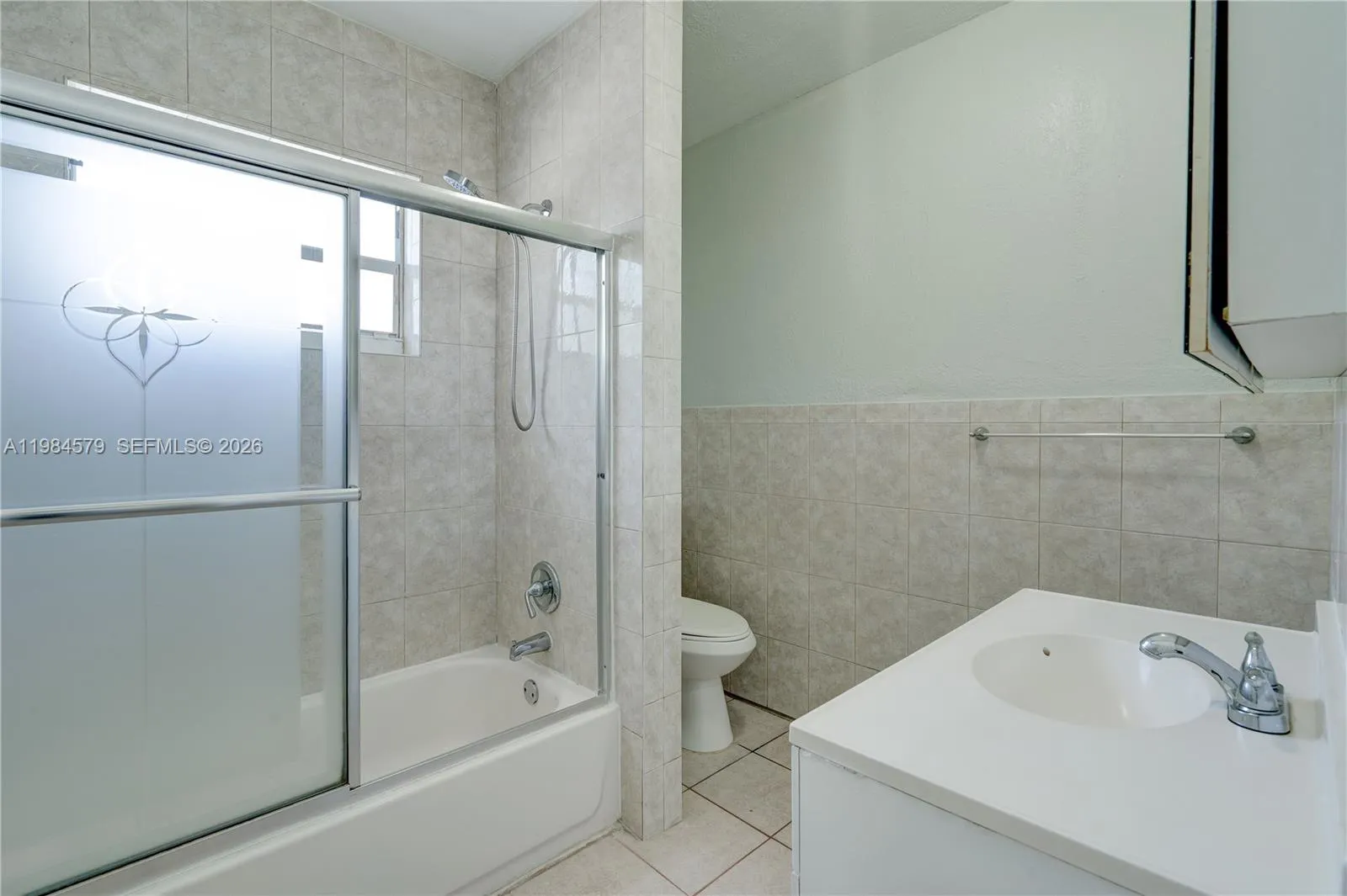 201 Sw 9th Ave 1-3, Hallandale Beach, Florida 3300, Hallandale Beach, Florida 33009, 2 Bedrooms Bedrooms, ,1 BathroomBathrooms,Residential Lease,For Rent,201 Sw 9th Ave 1-3, Hallandale Beach, Florida 3300,A11984579