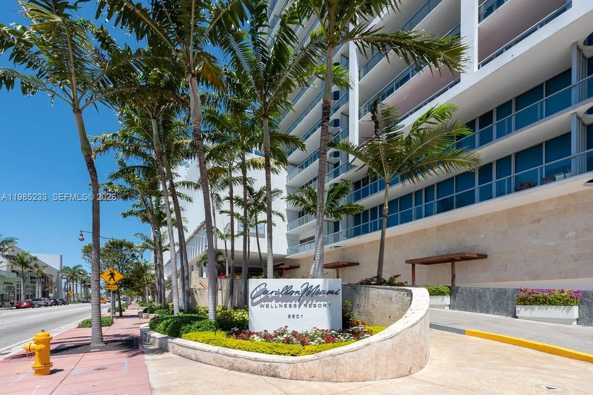 6799 Collins Ave 906, Miami Beach, Florida 33141, Miami Beach, Florida 33141, 2 Bedrooms Bedrooms, ,2 BathroomsBathrooms,Residential Lease,For Rent,6799 Collins Ave 906, Miami Beach, Florida 33141,A11985233