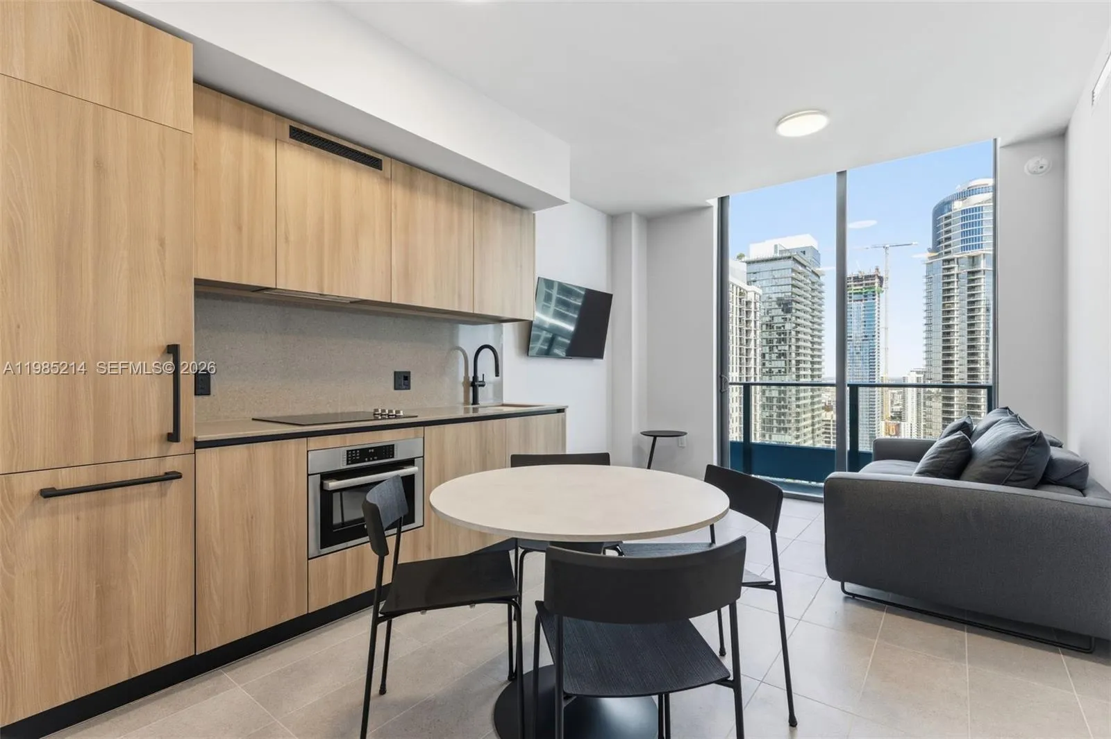 121 Ne 5th St 3711, Miami, Florida 33132, Miami, Florida 33132, 1 Bedroom Bedrooms, ,2 BathroomsBathrooms,Residential Lease,For Rent,121 Ne 5th St 3711, Miami, Florida 33132,A11985214