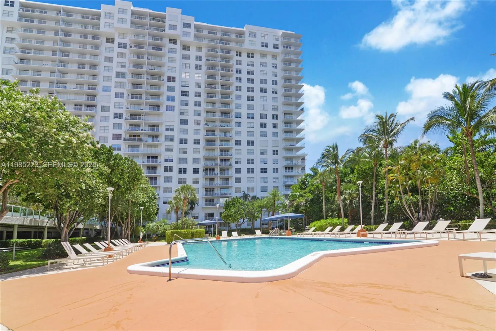 2801 Ne 183rd St 912w, Aventura, Florida 33160, Aventura, Florida 33160, 2 Bedrooms Bedrooms, ,2 BathroomsBathrooms,Residential Lease,For Rent,2801 Ne 183rd St 912w, Aventura, Florida 33160,A11985223