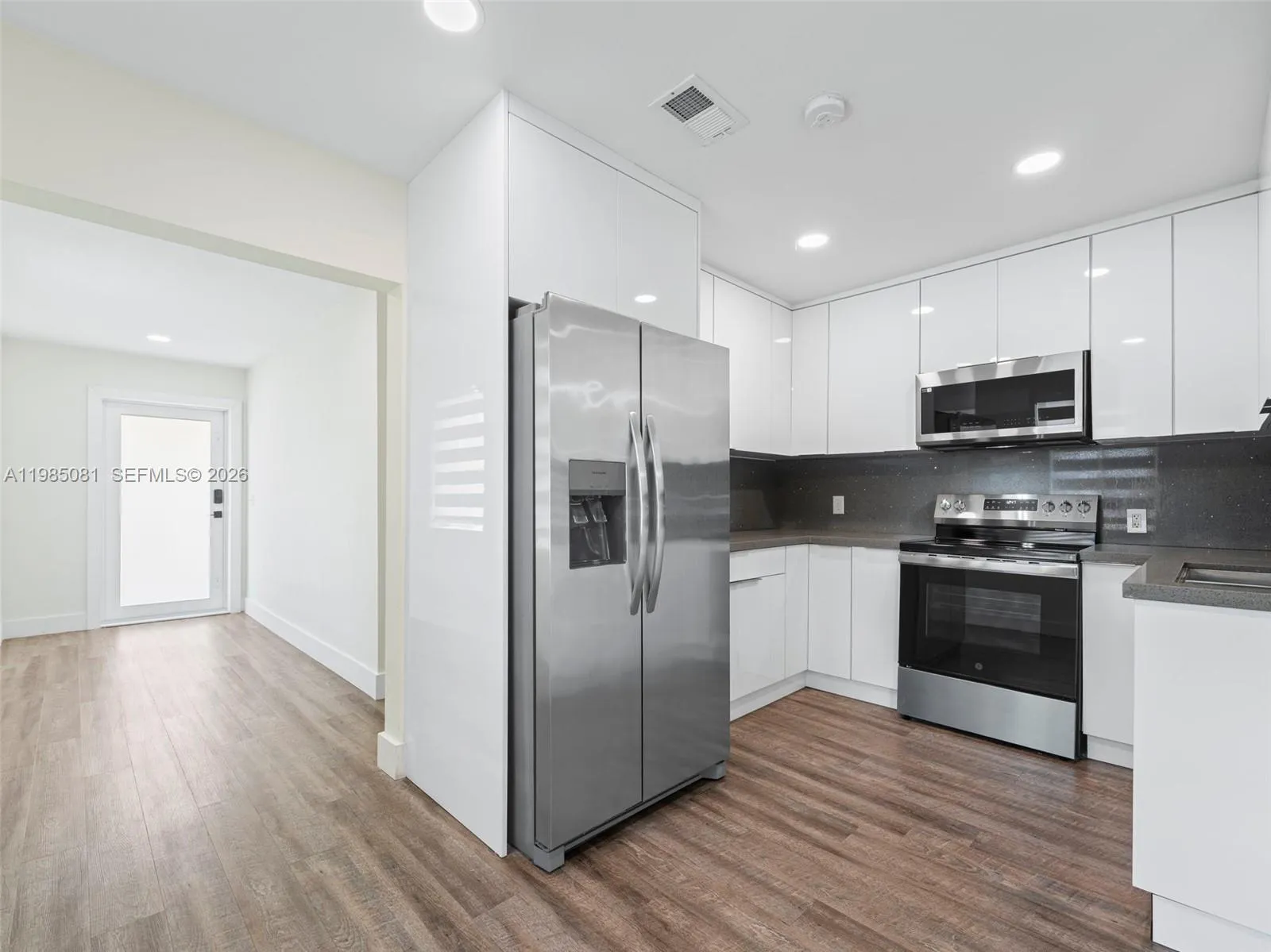 Miami, Florida 33155, 3 Bedrooms Bedrooms, ,2 BathroomsBathrooms,Residential Lease,For Rent,A11985081
