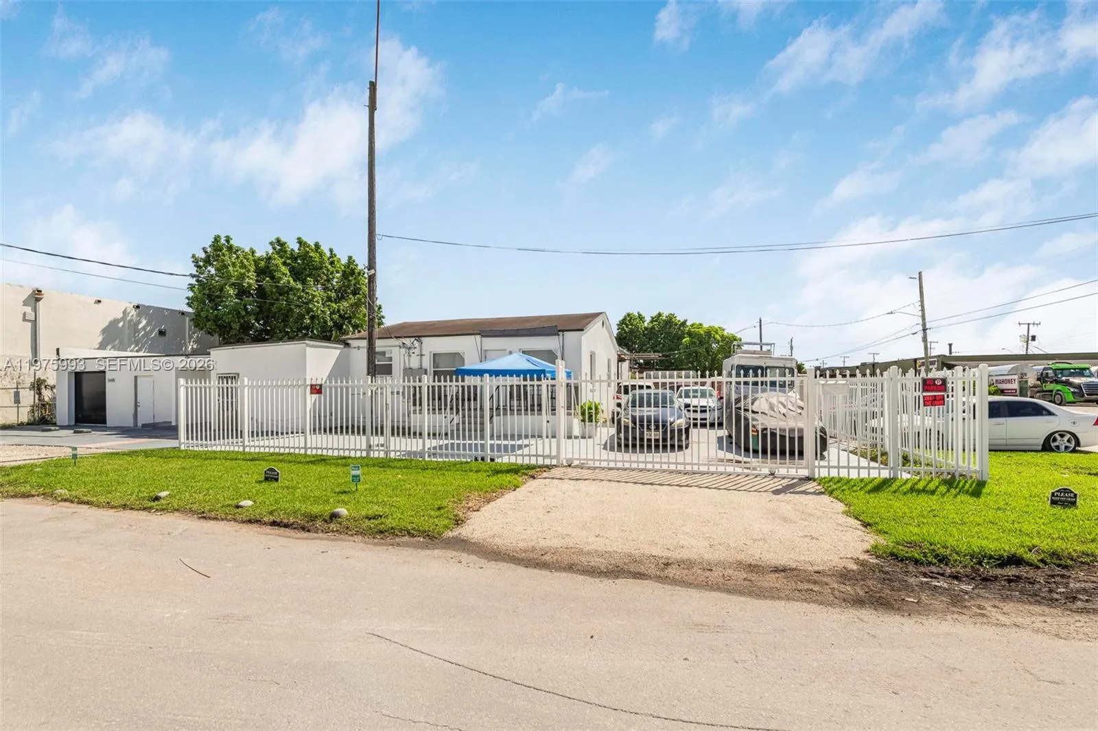 3705 Nw 35th Ave, Miami, Florida 33142, Miami, Florida 33142, ,Commercial Sale,For Sale,3705 Nw 35th Ave, Miami, Florida 33142,A11975993