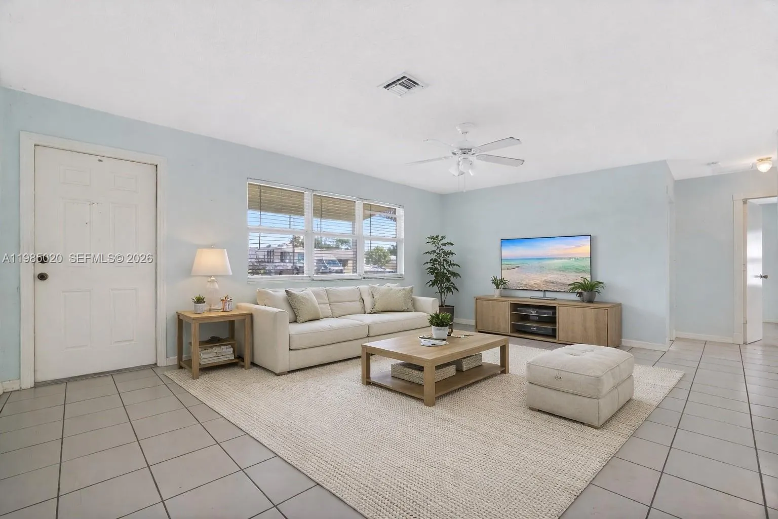 340 Se 4th St, Deerfield Beach, Florida 33441, Deerfield Beach, Florida 33441, 2 Bedrooms Bedrooms, ,1 BathroomBathrooms,Residential,For Sale,340 Se 4th St, Deerfield Beach, Florida 33441,A11985020