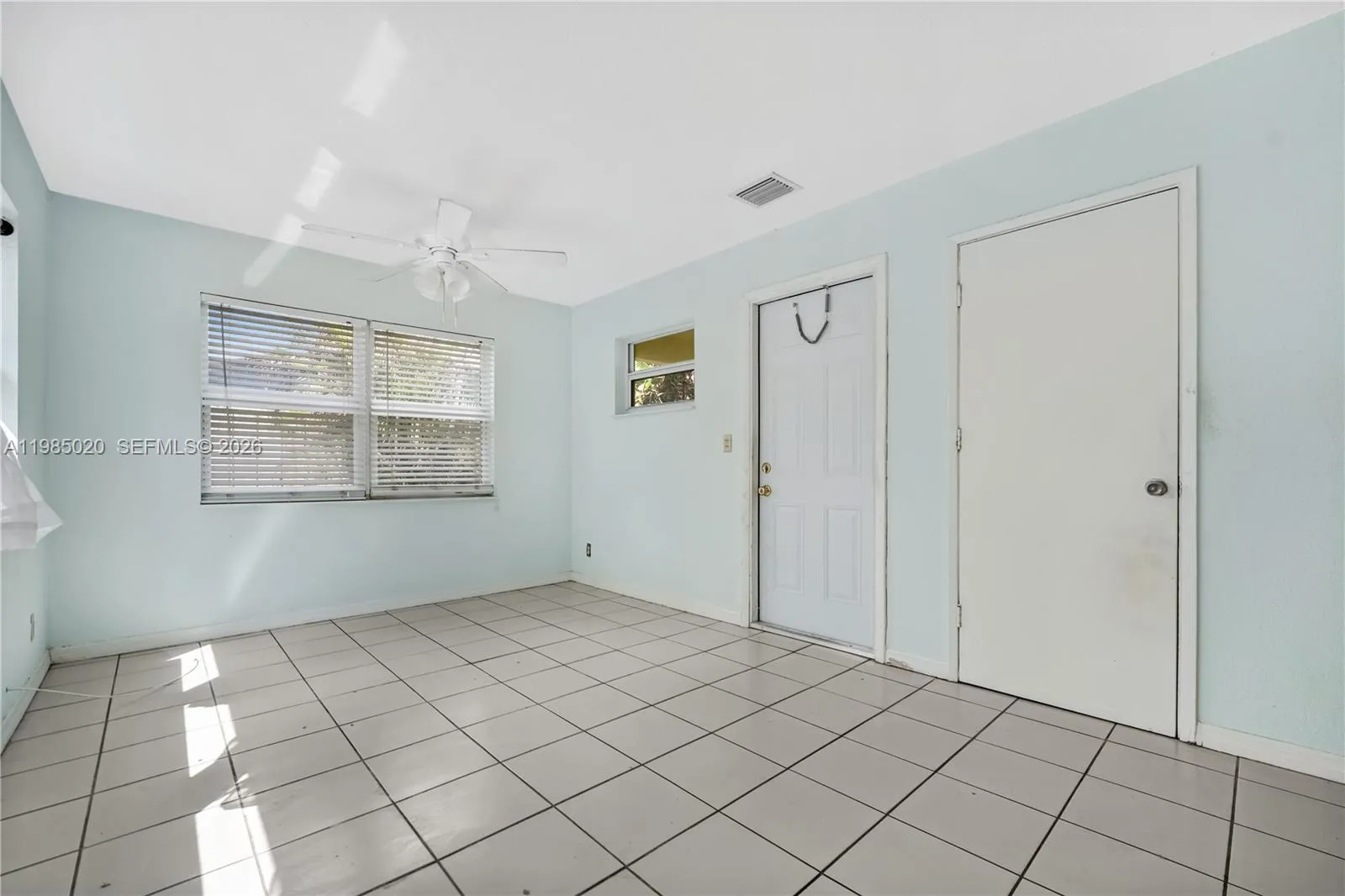 340 Se 4th St, Deerfield Beach, Florida 33441, Deerfield Beach, Florida 33441, 2 Bedrooms Bedrooms, ,1 BathroomBathrooms,Residential,For Sale,340 Se 4th St, Deerfield Beach, Florida 33441,A11985020