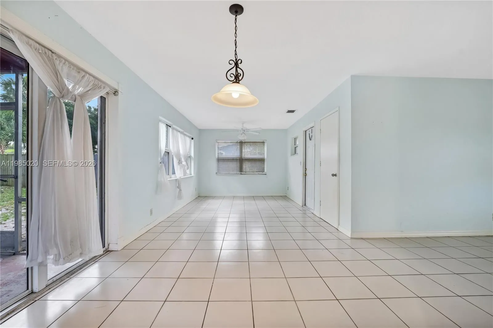 340 Se 4th St, Deerfield Beach, Florida 33441, Deerfield Beach, Florida 33441, 2 Bedrooms Bedrooms, ,1 BathroomBathrooms,Residential,For Sale,340 Se 4th St, Deerfield Beach, Florida 33441,A11985020