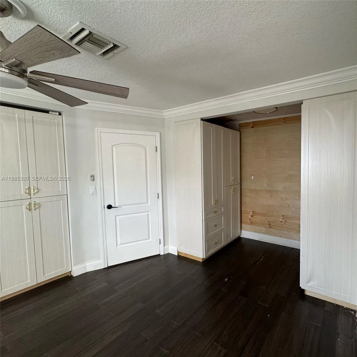 primary bdrm 2ndcloset