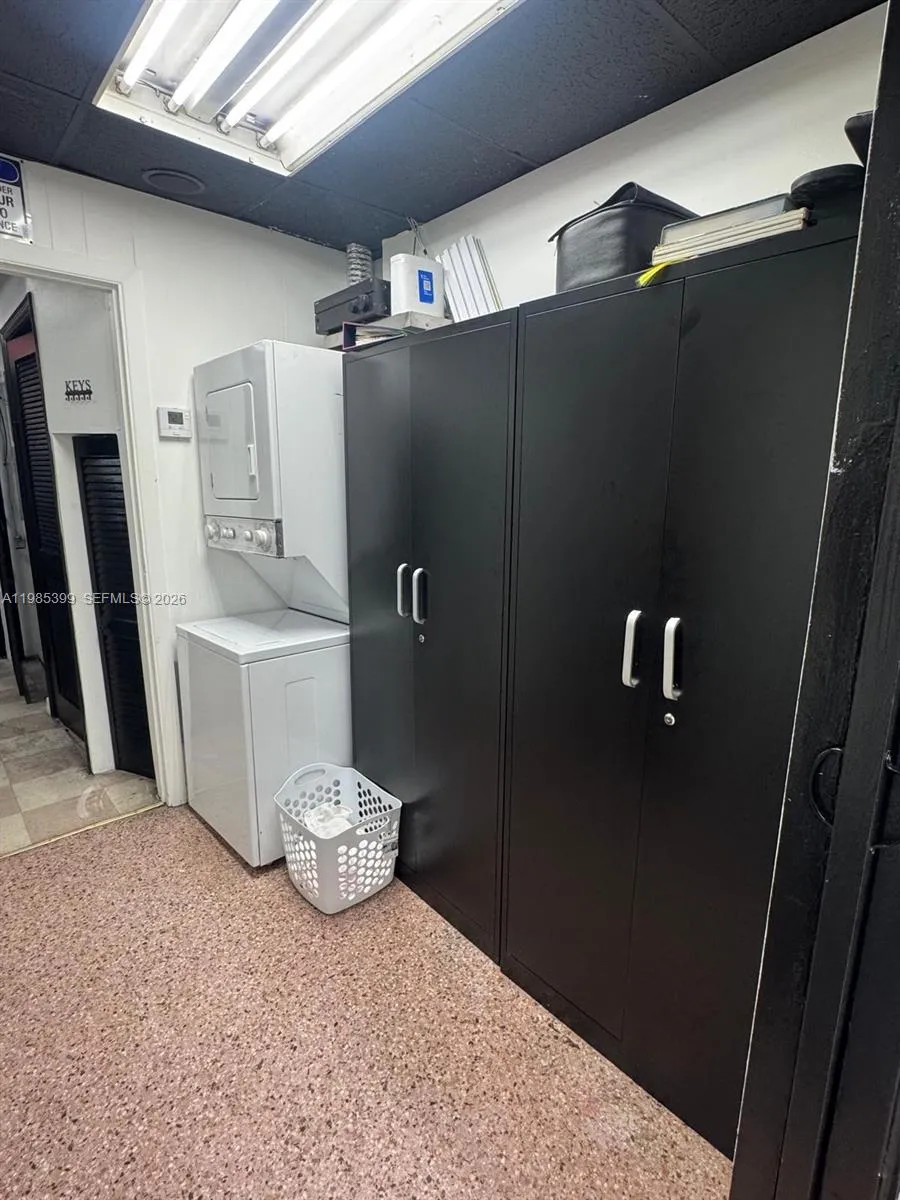Beauty Salon For Sale In Flagler St, Miami, Florid, Miami, Florida 33144, ,Business Opportunity,For Sale,Beauty Salon For Sale In Flagler St, Miami, Florid,A11985399