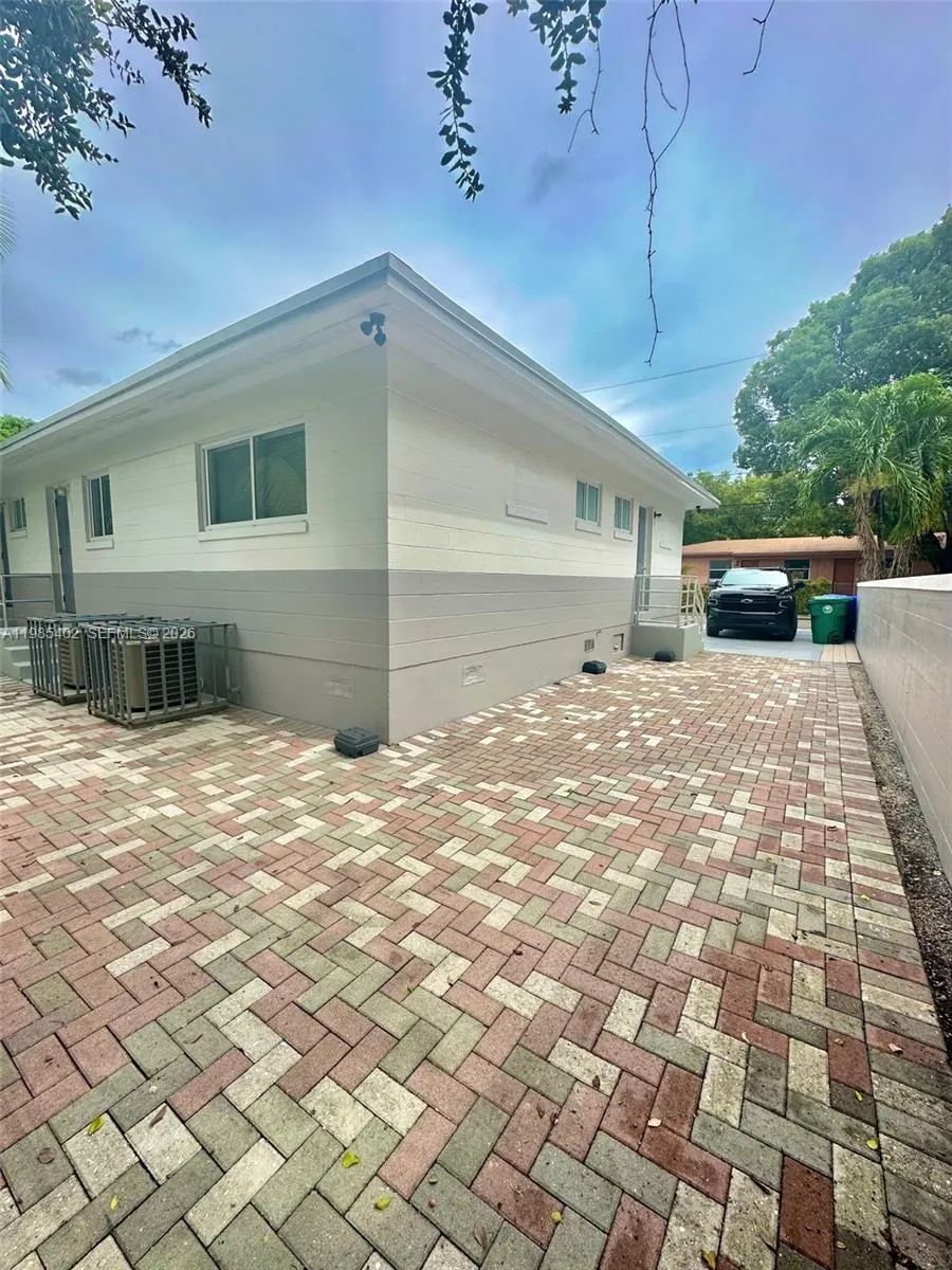 5510 Nw Miami Pl 5510, Miami, Florida 33127, Miami, Florida 33127, 2 Bedrooms Bedrooms, ,2 BathroomsBathrooms,Residential Lease,For Rent,5510 Nw Miami Pl 5510, Miami, Florida 33127,A11985402