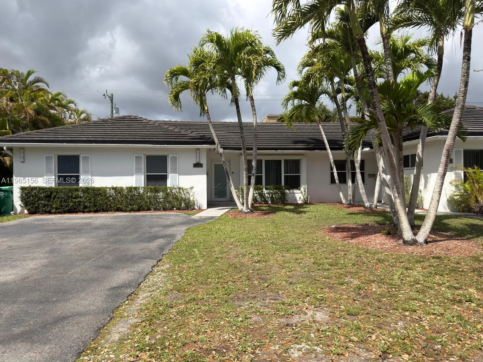 11840 Sw 81st Rd #1, Pinecrest, Florida 33156, Pinecrest, Florida 33156, 4 Bedrooms Bedrooms, ,2 BathroomsBathrooms,Residential Lease,For Rent,11840 Sw 81st Rd #1, Pinecrest, Florida 33156,A11985156