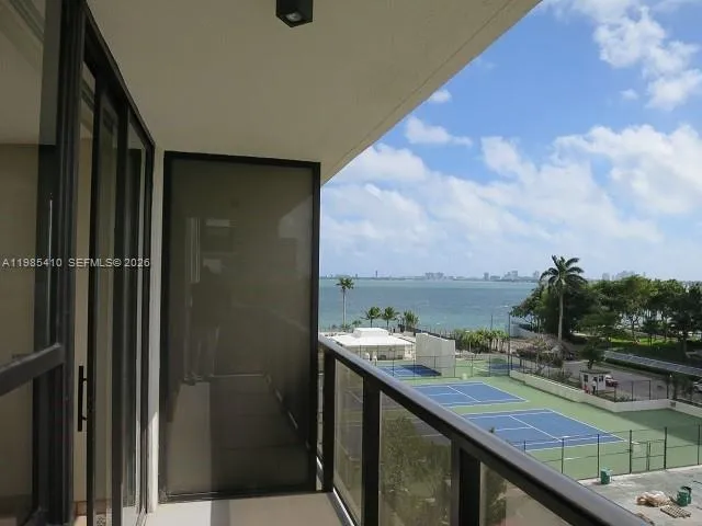 600 Ne 36th St 517, Miami, Florida 33137, Miami, Florida 33137, 2 Bedrooms Bedrooms, ,2 BathroomsBathrooms,Residential Lease,For Rent,600 Ne 36th St 517, Miami, Florida 33137,A11985410