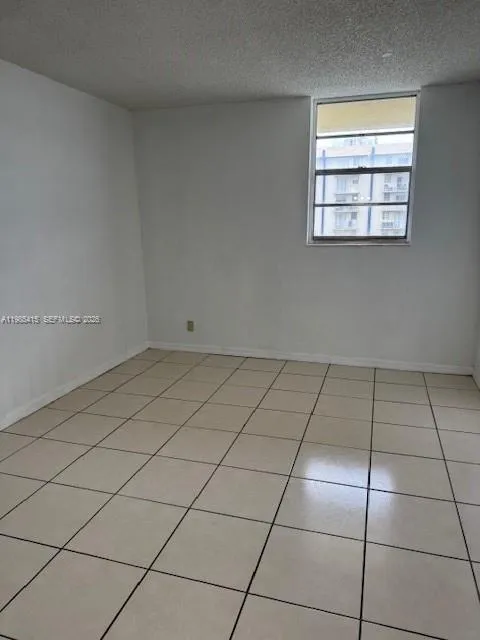 4550 Nw 9th St 617e, Miami, Florida 33126, Miami, Florida 33126, 1 Bedroom Bedrooms, ,1 BathroomBathrooms,Residential Lease,For Rent,4550 Nw 9th St 617e, Miami, Florida 33126,A11985415