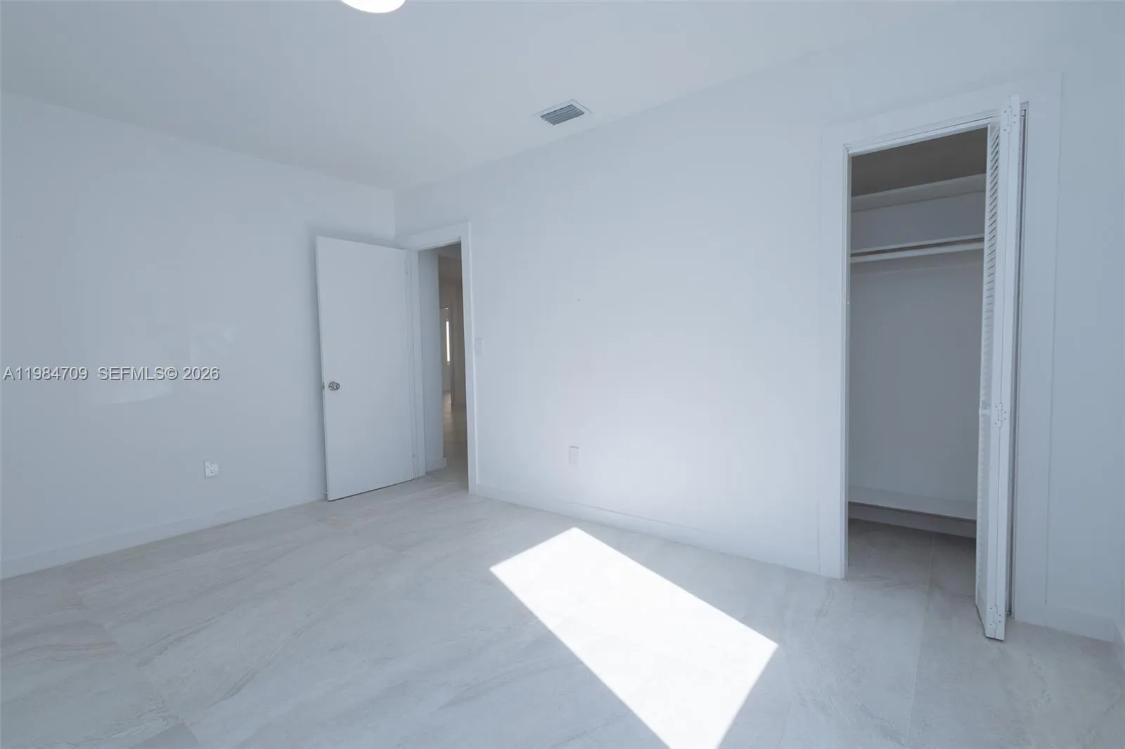 2675 Sw 24th Ter, Miami, Florida 33145, Miami, Florida 33145, 5 Bedrooms Bedrooms, ,3 BathroomsBathrooms,Residential Lease,For Rent,2675 Sw 24th Ter, Miami, Florida 33145,A11984709