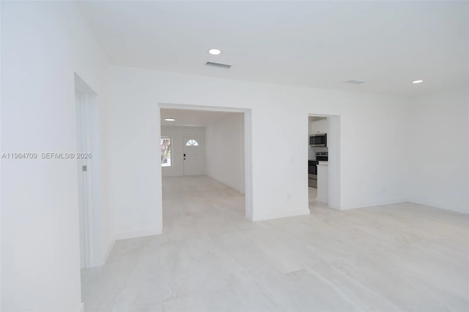 2675 Sw 24th Ter, Miami, Florida 33145, Miami, Florida 33145, 5 Bedrooms Bedrooms, ,3 BathroomsBathrooms,Residential Lease,For Rent,2675 Sw 24th Ter, Miami, Florida 33145,A11984709