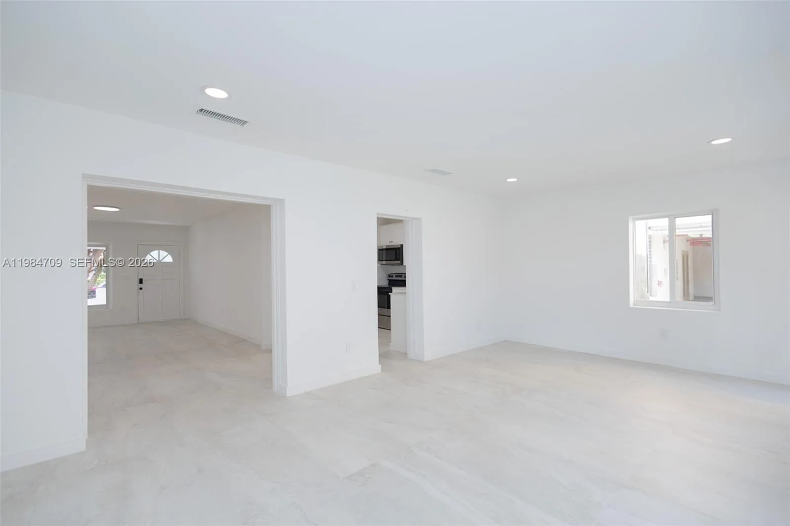 2675 Sw 24th Ter, Miami, Florida 33145, Miami, Florida 33145, 5 Bedrooms Bedrooms, ,3 BathroomsBathrooms,Residential Lease,For Rent,2675 Sw 24th Ter, Miami, Florida 33145,A11984709