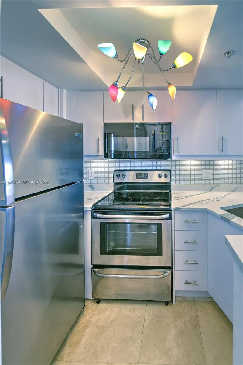 2951 S Bayshore Dr 712, Miami, Florida 33133, Miami, Florida 33133, 1 Bedroom Bedrooms, ,1 BathroomBathrooms,Residential Lease,For Rent,2951 S Bayshore Dr 712, Miami, Florida 33133,A11985360