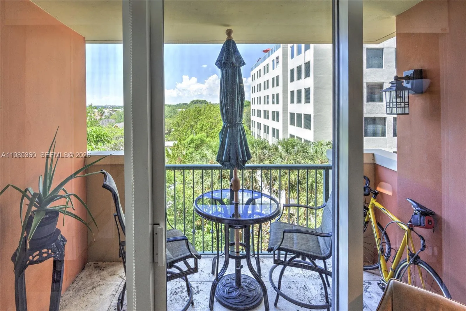2951 S Bayshore Dr 712, Miami, Florida 33133, Miami, Florida 33133, 1 Bedroom Bedrooms, ,1 BathroomBathrooms,Residential Lease,For Rent,2951 S Bayshore Dr 712, Miami, Florida 33133,A11985360
