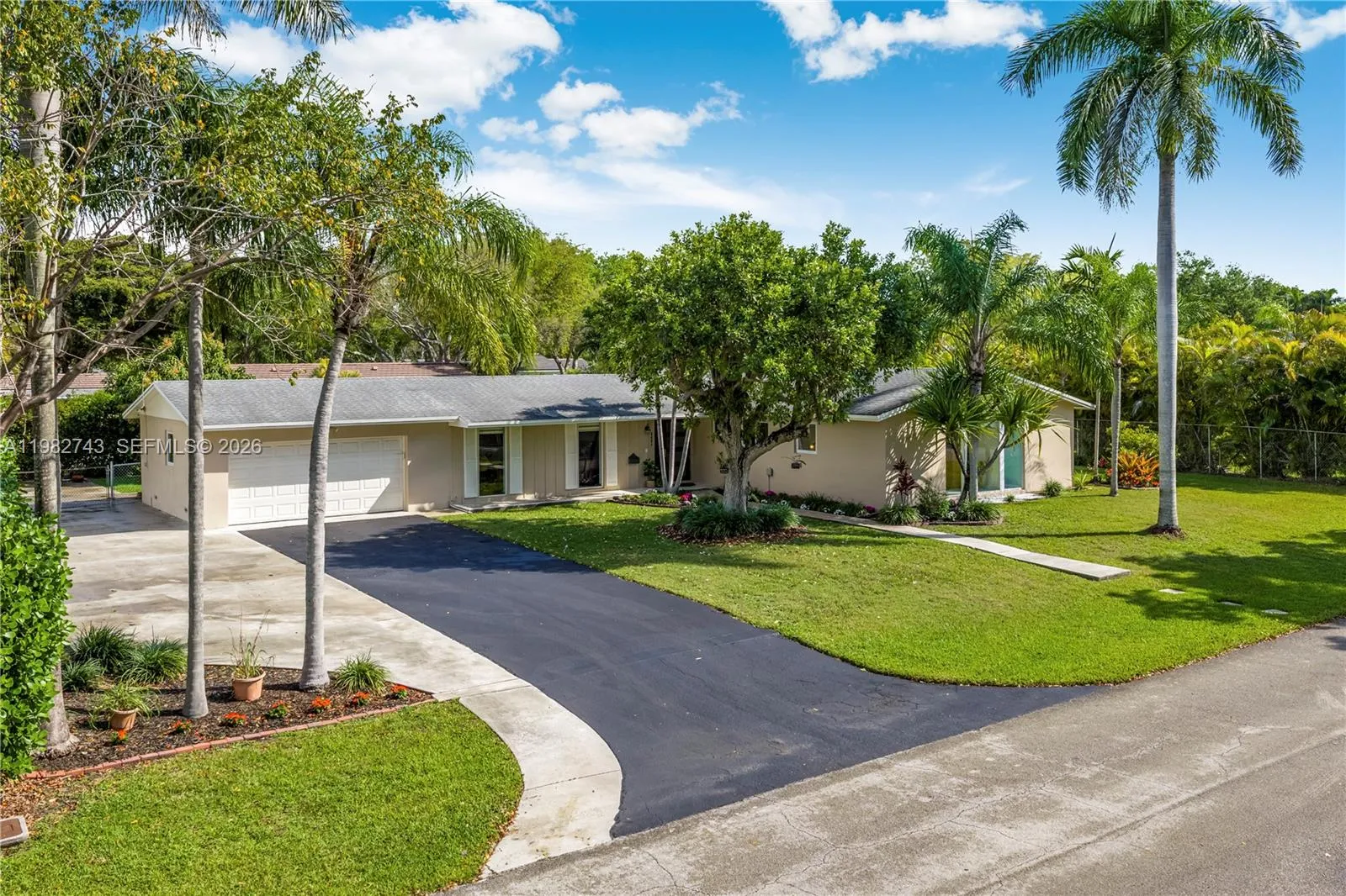 8461 Sw 147th Ter, Palmetto Bay, Florida 33158, Palmetto Bay, Florida 33158, 5 Bedrooms Bedrooms, ,3 BathroomsBathrooms,Residential,For Sale,8461 Sw 147th Ter, Palmetto Bay, Florida 33158,A11982743
