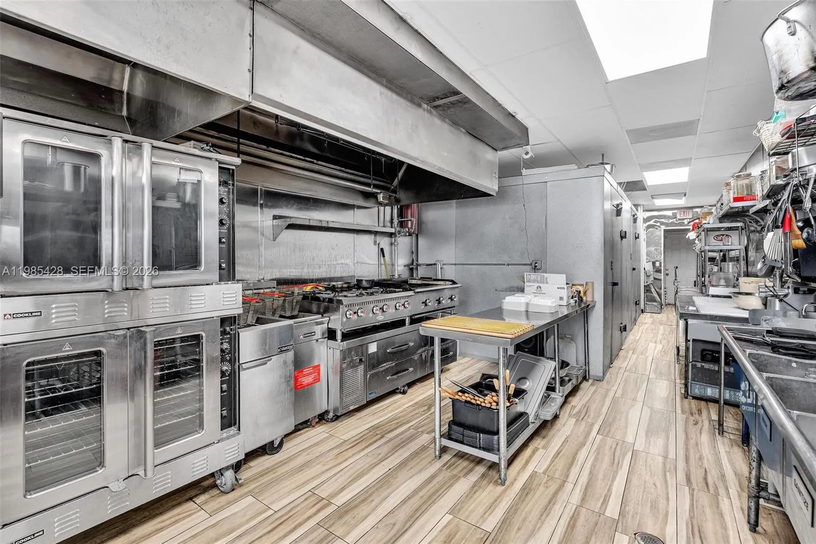 992 Ne 167th St, North Miami Beach, Florida 33162, North Miami Beach, Florida 33162, ,Business Opportunity,For Sale,992 Ne 167th St, North Miami Beach, Florida 33162,A11985428