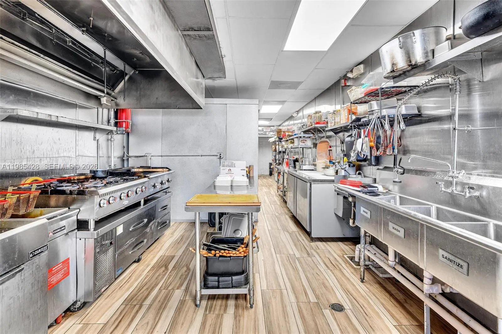 992 Ne 167th St, North Miami Beach, Florida 33162, North Miami Beach, Florida 33162, ,Business Opportunity,For Sale,992 Ne 167th St, North Miami Beach, Florida 33162,A11985428