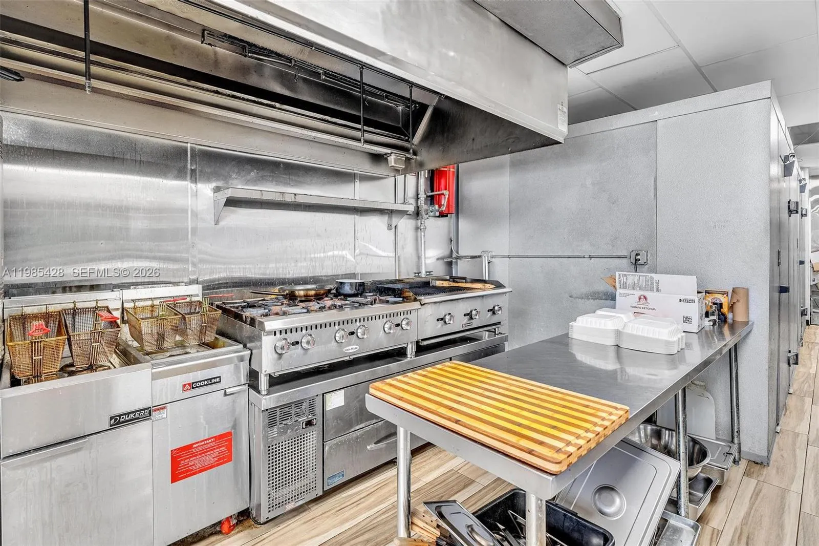 992 Ne 167th St, North Miami Beach, Florida 33162, North Miami Beach, Florida 33162, ,Business Opportunity,For Sale,992 Ne 167th St, North Miami Beach, Florida 33162,A11985428