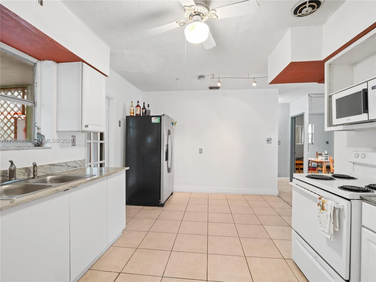 6111 Sw 20th Ct, Miramar, Florida 33023, Miramar, Florida 33023, 2 Bedrooms Bedrooms, ,1 BathroomBathrooms,Residential,For Sale,6111 Sw 20th Ct, Miramar, Florida 33023,A11985395