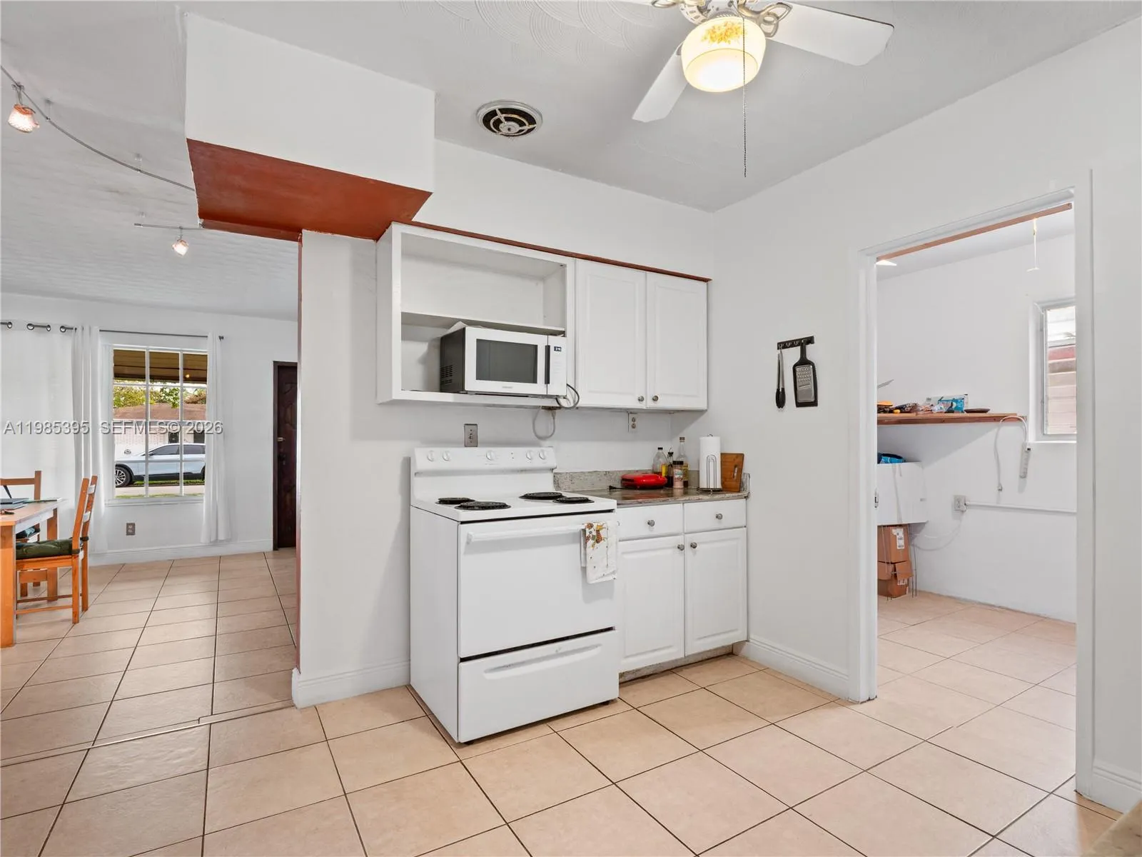 6111 Sw 20th Ct, Miramar, Florida 33023, Miramar, Florida 33023, 2 Bedrooms Bedrooms, ,1 BathroomBathrooms,Residential,For Sale,6111 Sw 20th Ct, Miramar, Florida 33023,A11985395