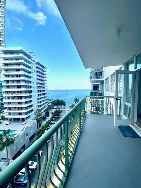 1408 Brickell Bay Dr 916, Miami, Florida 33131, Miami, Florida 33131, ,1 BathroomBathrooms,Residential Lease,For Rent,1408 Brickell Bay Dr 916, Miami, Florida 33131,A11985435