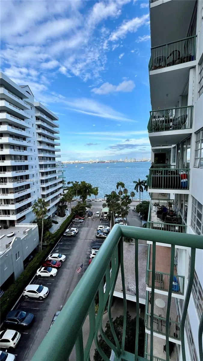 1408 Brickell Bay Dr 916, Miami, Florida 33131, Miami, Florida 33131, ,1 BathroomBathrooms,Residential Lease,For Rent,1408 Brickell Bay Dr 916, Miami, Florida 33131,A11985435