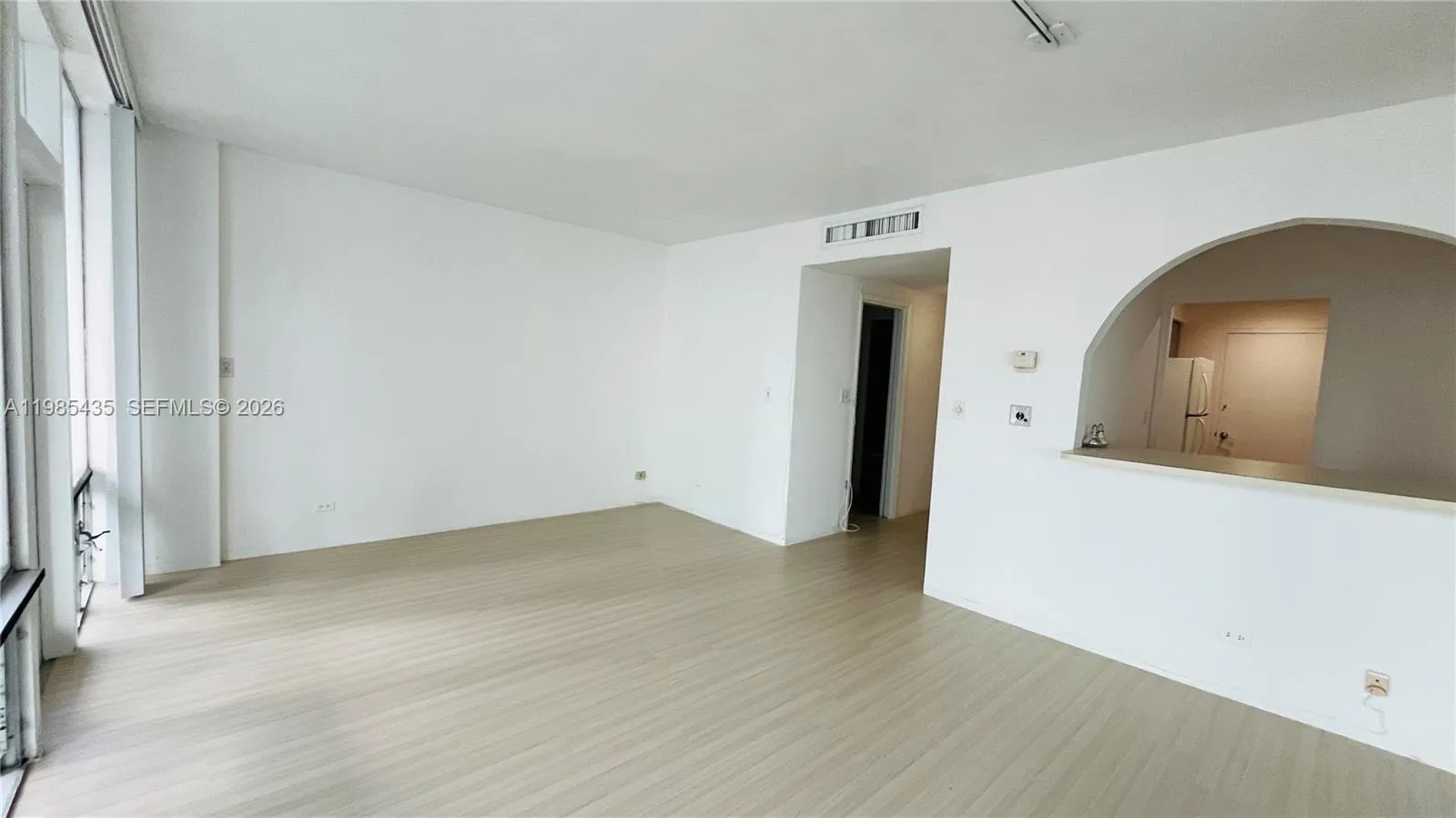 1408 Brickell Bay Dr 916, Miami, Florida 33131, Miami, Florida 33131, ,1 BathroomBathrooms,Residential Lease,For Rent,1408 Brickell Bay Dr 916, Miami, Florida 33131,A11985435