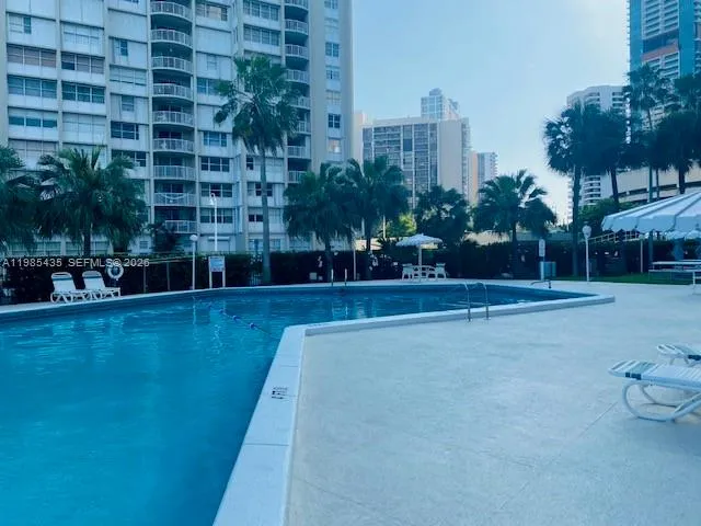 1408 Brickell Bay Dr 916, Miami, Florida 33131, Miami, Florida 33131, ,1 BathroomBathrooms,Residential Lease,For Rent,1408 Brickell Bay Dr 916, Miami, Florida 33131,A11985435