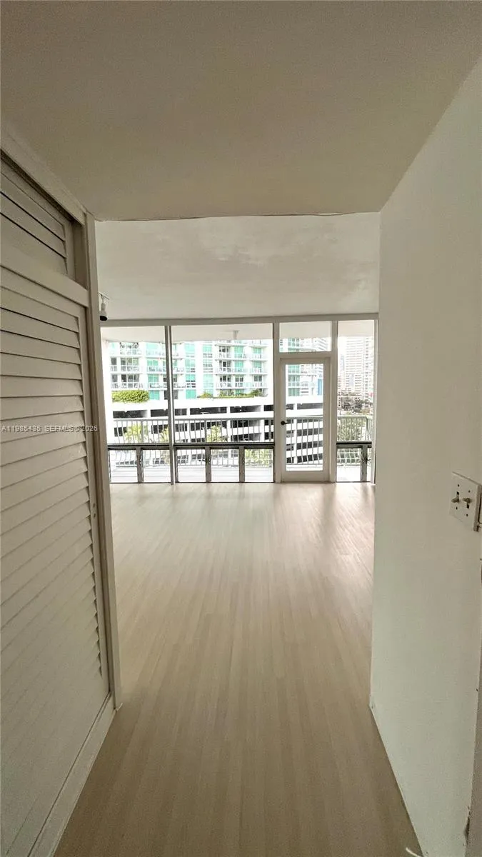 1408 Brickell Bay Dr 916, Miami, Florida 33131, Miami, Florida 33131, ,1 BathroomBathrooms,Residential Lease,For Rent,1408 Brickell Bay Dr 916, Miami, Florida 33131,A11985435