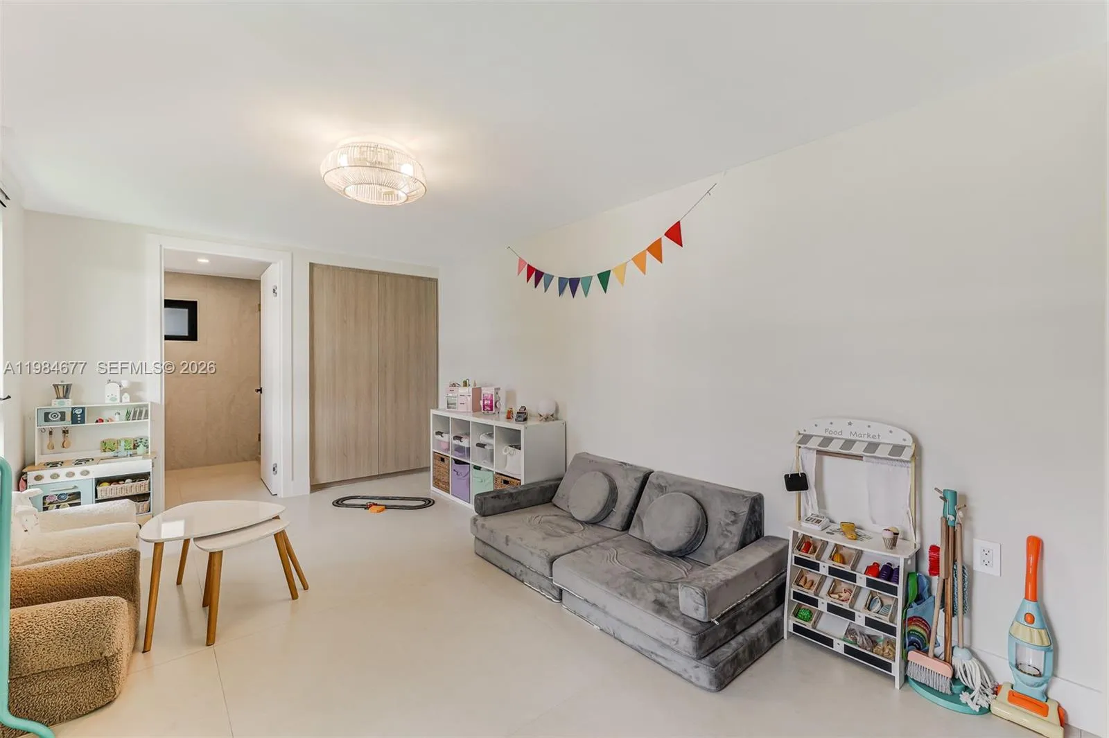 905 Fairway Drive, Miami Beach, Florida 33141, Miami Beach, Florida 33141, 4 Bedrooms Bedrooms, ,3 BathroomsBathrooms,Residential,For Sale,905 Fairway Drive, Miami Beach, Florida 33141,A11984677