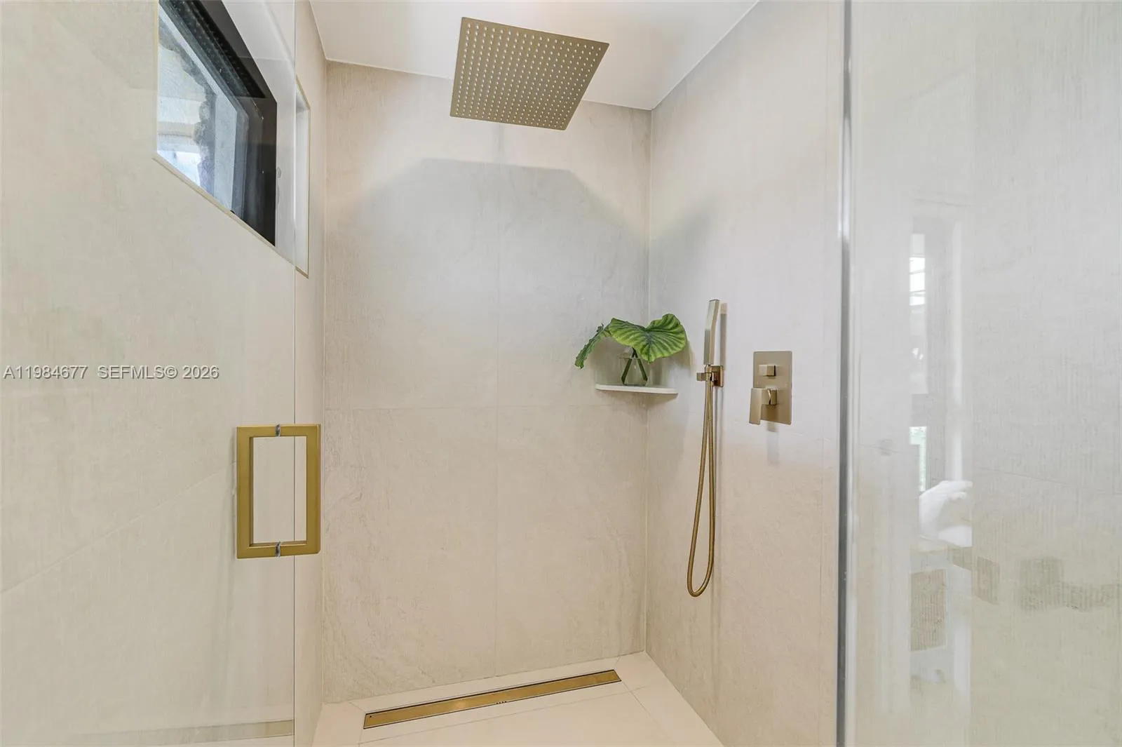 905 Fairway Drive, Miami Beach, Florida 33141, Miami Beach, Florida 33141, 4 Bedrooms Bedrooms, ,3 BathroomsBathrooms,Residential,For Sale,905 Fairway Drive, Miami Beach, Florida 33141,A11984677