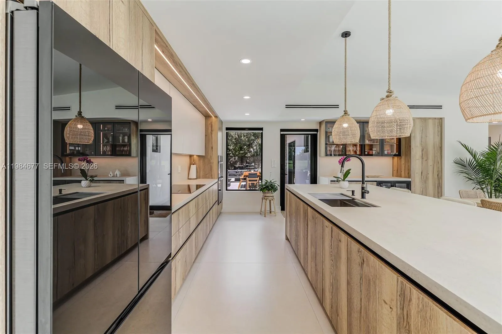 905 Fairway Drive, Miami Beach, Florida 33141, Miami Beach, Florida 33141, 4 Bedrooms Bedrooms, ,3 BathroomsBathrooms,Residential,For Sale,905 Fairway Drive, Miami Beach, Florida 33141,A11984677