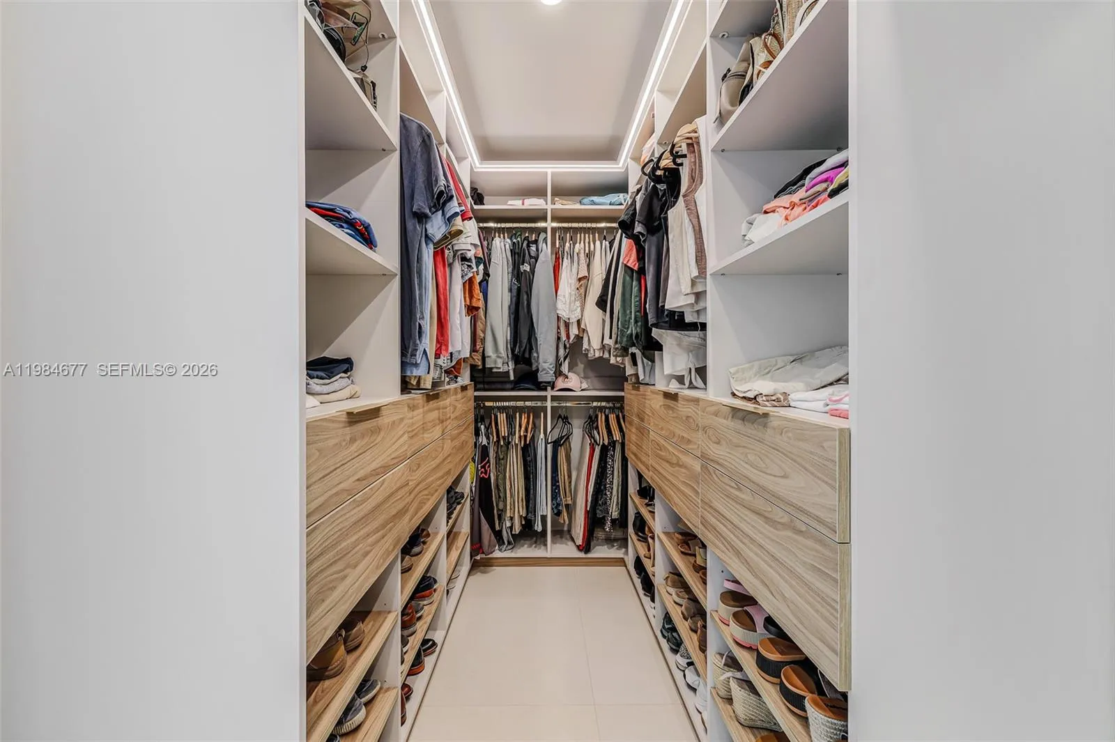 905 Fairway Drive, Miami Beach, Florida 33141, Miami Beach, Florida 33141, 4 Bedrooms Bedrooms, ,3 BathroomsBathrooms,Residential,For Sale,905 Fairway Drive, Miami Beach, Florida 33141,A11984677