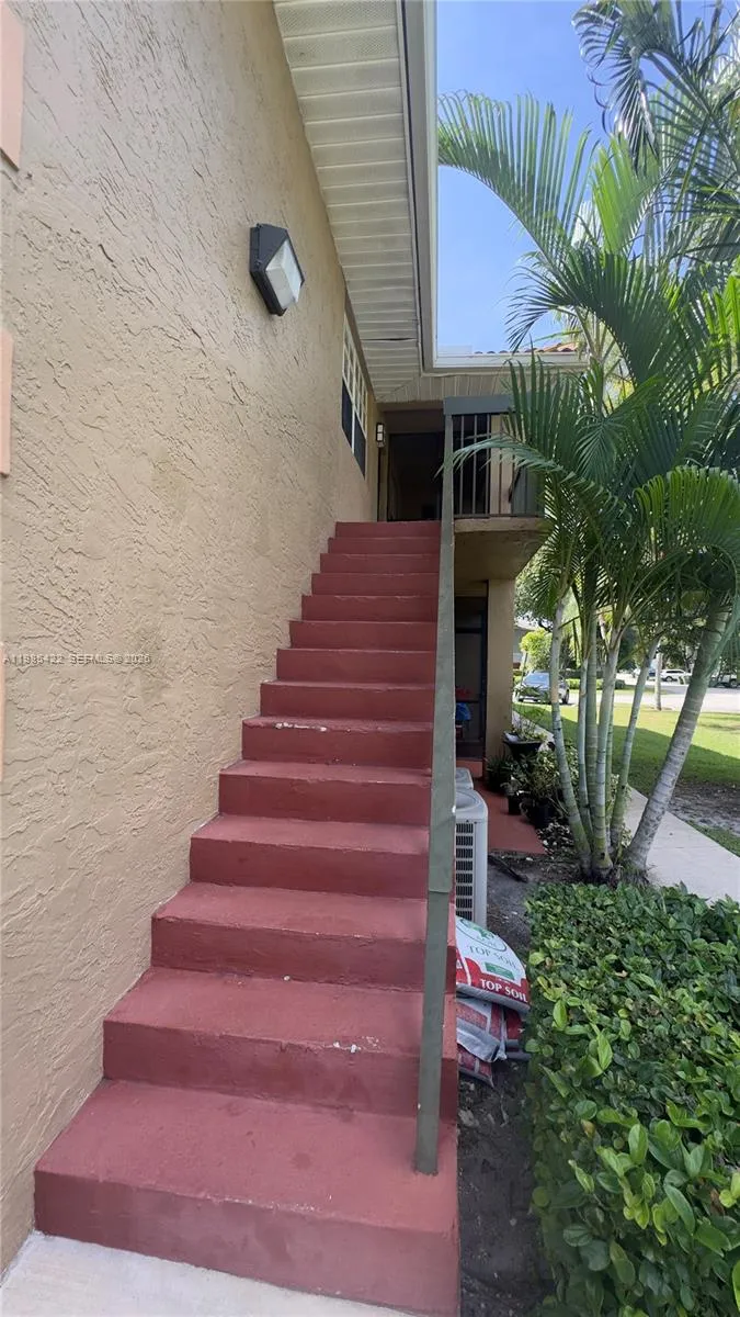 10480 Nw 8th St 201, Pembroke Pines, Florida 33026, Pembroke Pines, Florida 33026, 2 Bedrooms Bedrooms, ,2 BathroomsBathrooms,Residential,For Sale,10480 Nw 8th St 201, Pembroke Pines, Florida 33026,A11985422