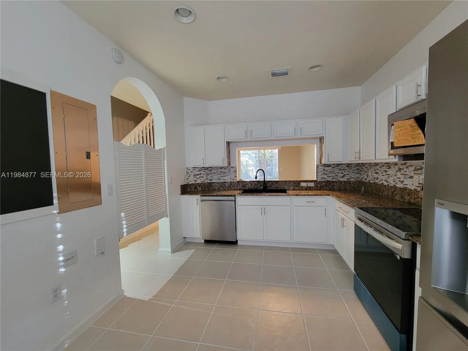 2761 Sw 82nd Ave 102, Miramar, Florida 33025, Miramar, Florida 33025, 3 Bedrooms Bedrooms, ,2 BathroomsBathrooms,Residential Lease,For Rent,2761 Sw 82nd Ave 102, Miramar, Florida 33025,A11984877
